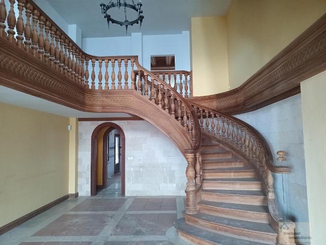 Chalet en venta en Pesquera De Duero, Castilla y León