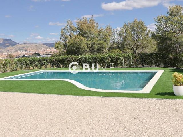 Chalet en venta en el Vinalopó Mitjà / El Vinalopó Medio, Valencia