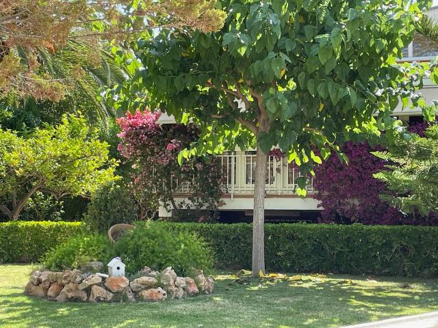 Chalet en venta en l'Almafrà, Petrer