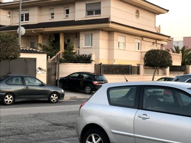 Villa en venta en Petrer, l'Almafrà