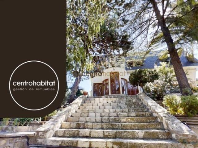 Villa en venta en Petrer, l'Almafrà