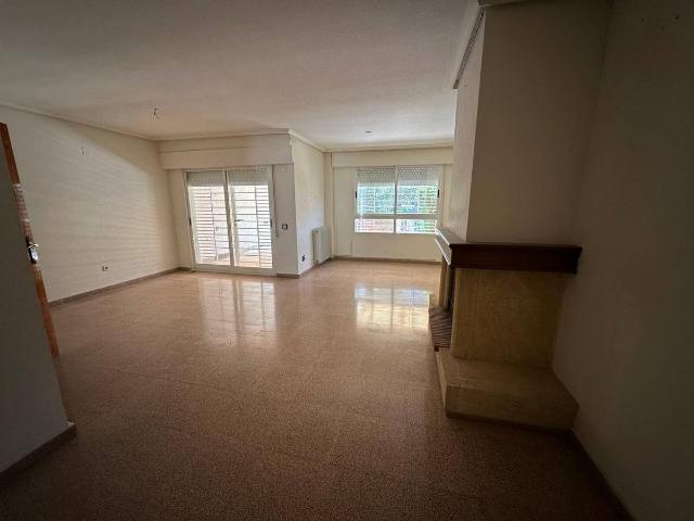 Chalet en venta en Petrer, Alacant / Alicante
