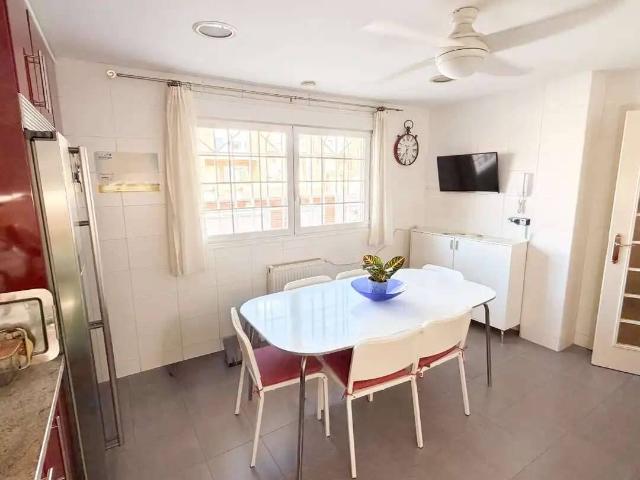 Chalet en venta en Cortes, Madrid
