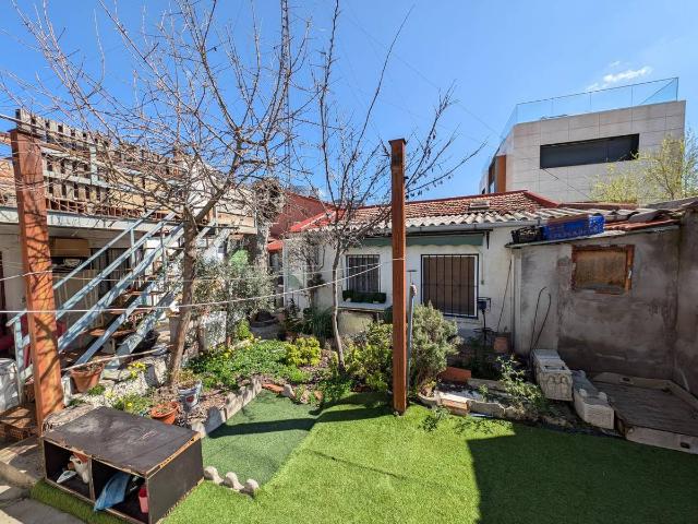 Villa en venta en Madrid, Sol