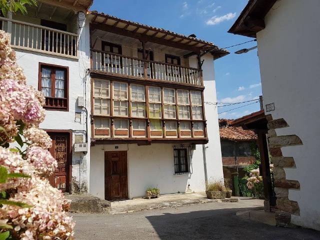 Chalet en venta en Peñamellera Baja, Asturias