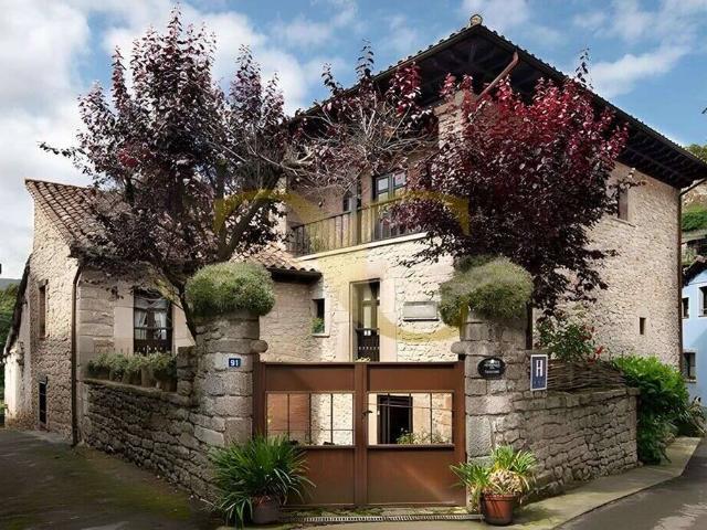 Chalet en venta en Peñamellera Baja, Asturias