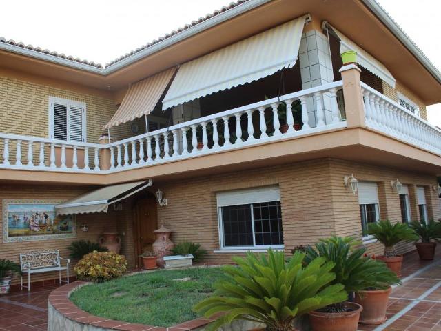Chalet en venta en l'Horta Sud, Valencia