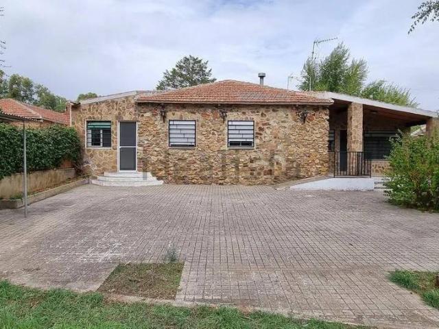Chalet en venta en Piedrabuena, Castilla-La Mancha