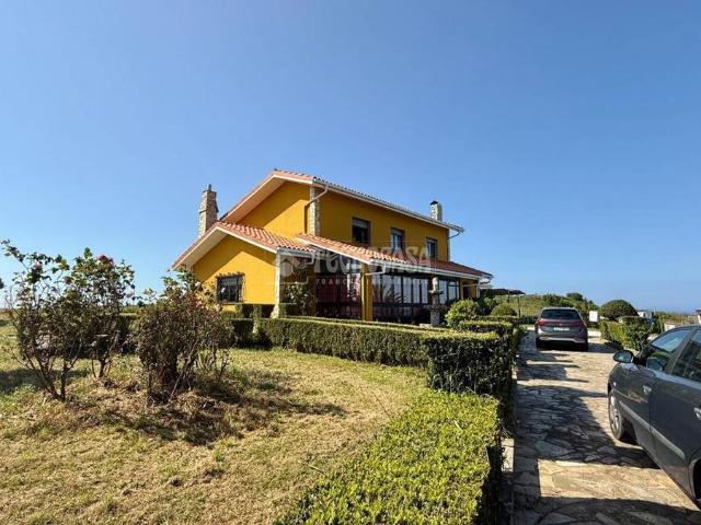 Villa en venta en Castrillón, Samiguel