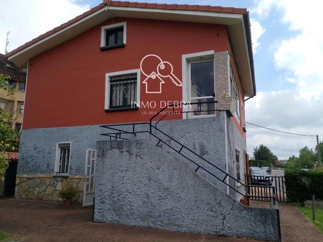 Chalet en venta en Samiguel de Quiloñu, Castrillón