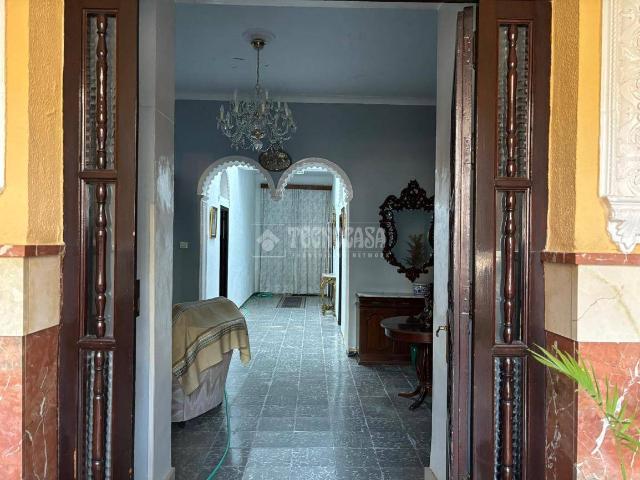 Chalet en venta en Pilas, Andalucía