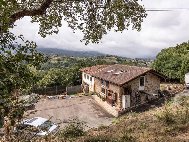 Chalet en venta en Les Tercies, Piloña
