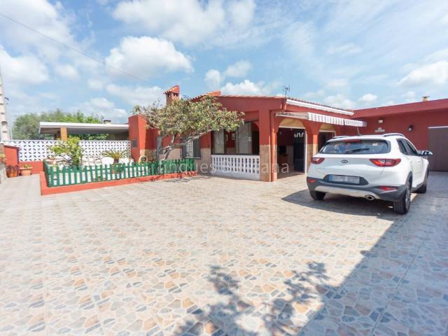 Villa en venta en Burriana