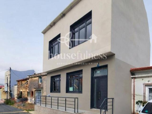 Chalet en venta en Castro, Narón