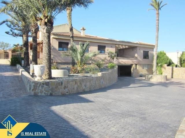 Chalet en venta en Casco Antiguo - Santa Cruz - Ayuntamiento, l'Alacantí