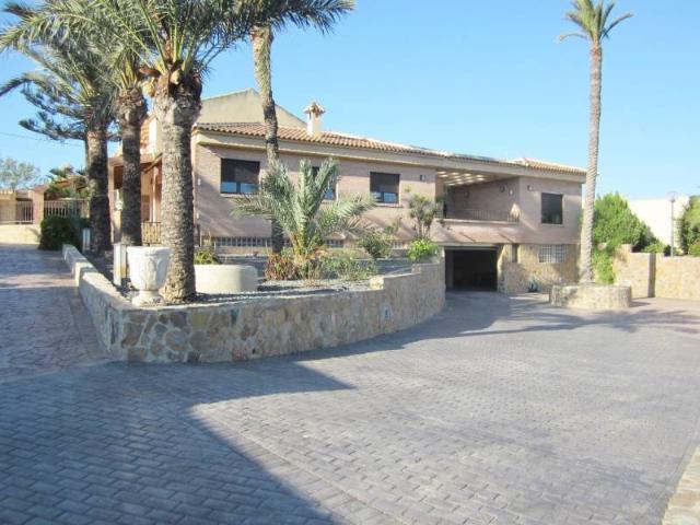 Chalet en venta en Casco Antiguo - Santa Cruz - Ayuntamiento, l'Alacantí