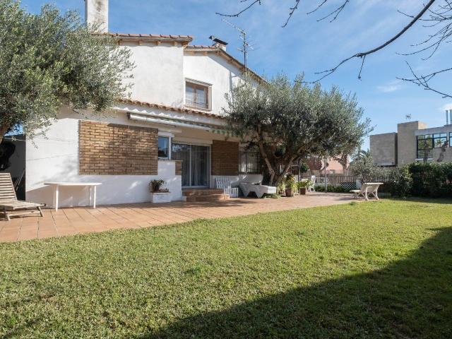 Villa en venta en Salou