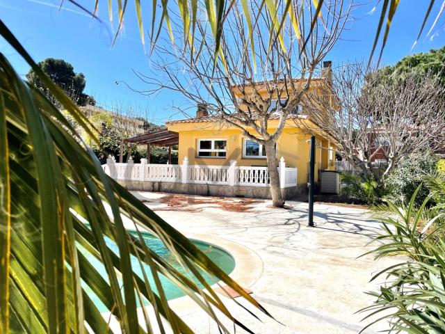 Chalet en venta en Salou