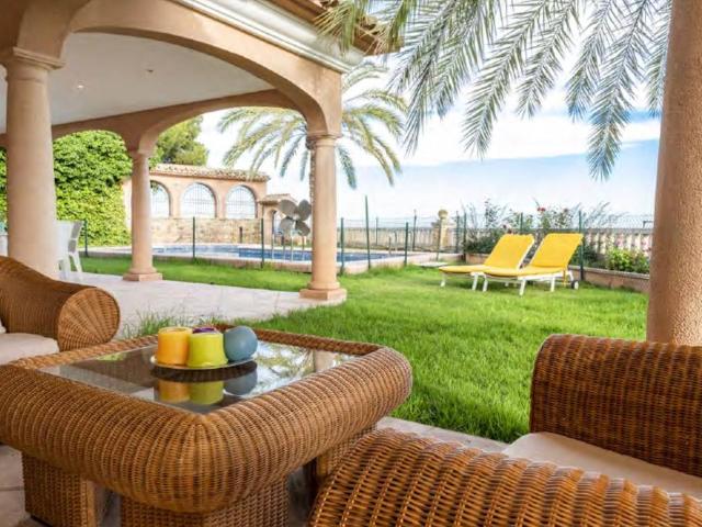 Chalet en venta en Villajoyosa, Valencia