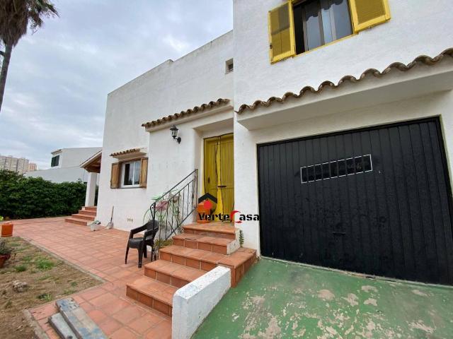 Chalet en venta en l'Horta Nord, Valencia