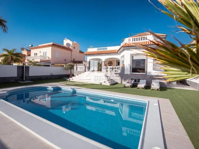 Chalet en venta en La Postura, Adeje