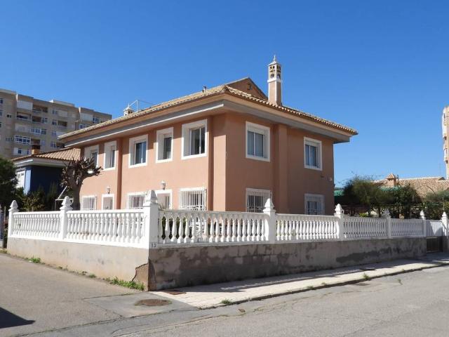 Chalet en venta en Cartagena Casco, Campo de Cartagena y Mar Menor