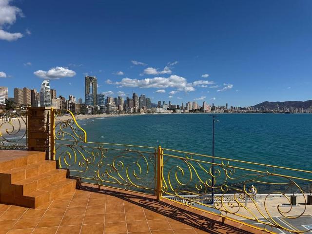 Villa en venta en Benidorm, el Calvari