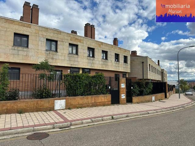 Chalet en venta en Aranda De Duero, Castilla y León