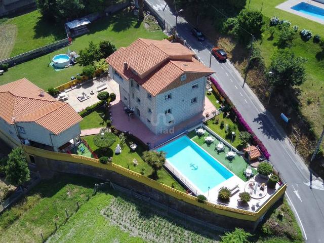 Villa en venta en Poio, O Esperón