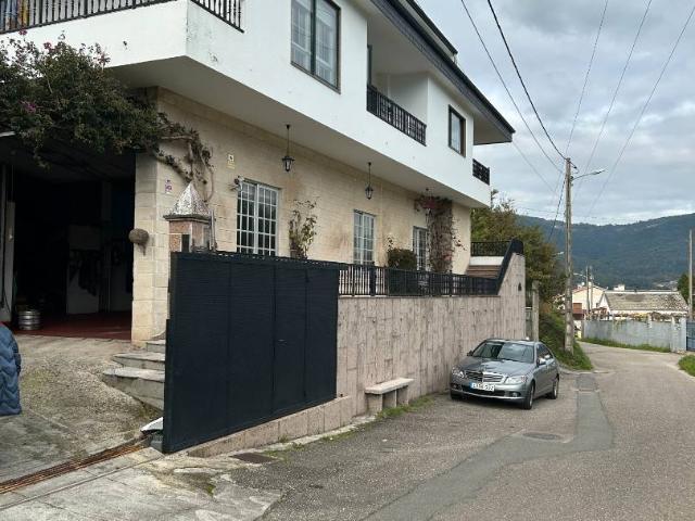 Chalet en venta en Poio, Pontevedra