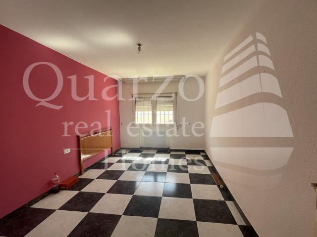 Villa en venta en Polán