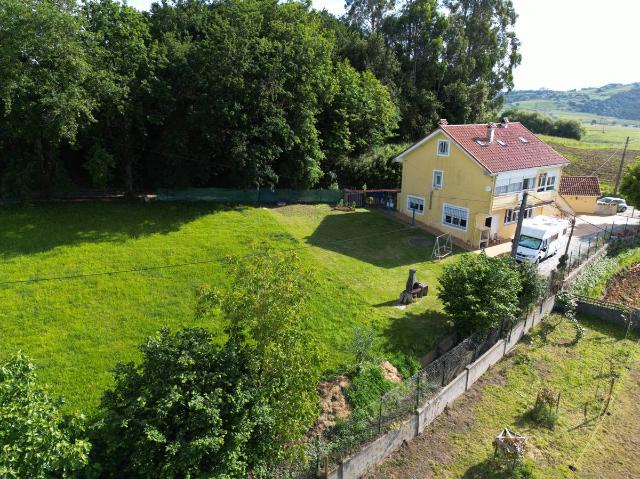 Chalet en venta en Requejada, Polanco