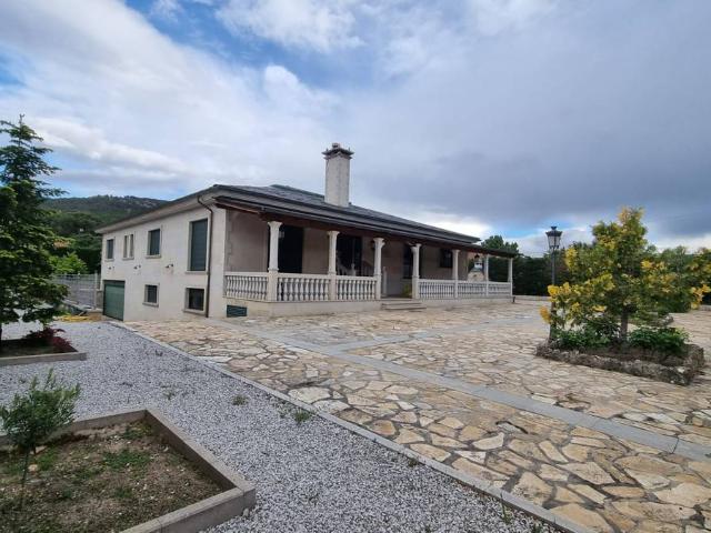 Chalet en venta en Moralzarzal, Madrid