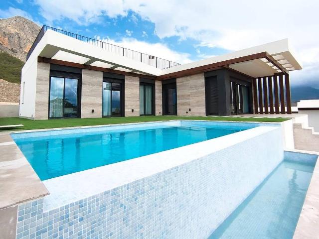 Villa en venta en Polop, Xirles