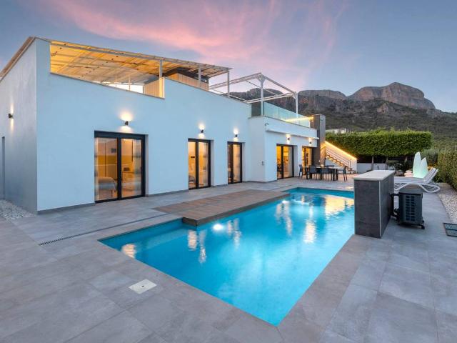 Chalet en venta en Xirles, la Marina Baixa