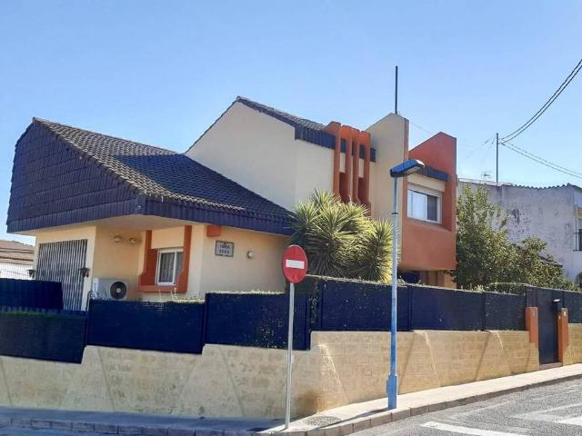 Chalet en venta en la Marina Baixa, Valencia