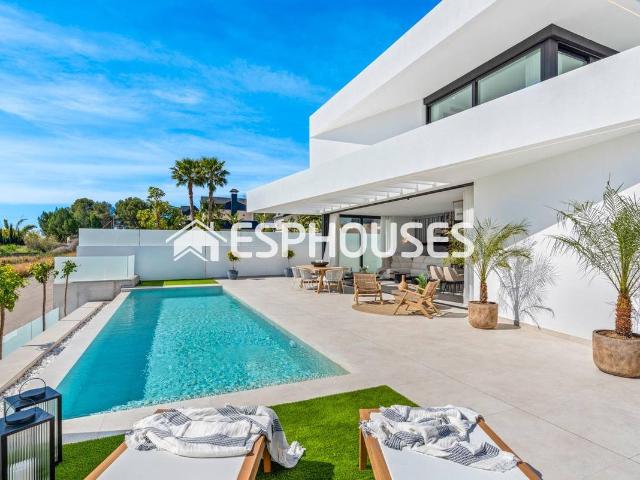 Villa en venta en Polop, Xirles