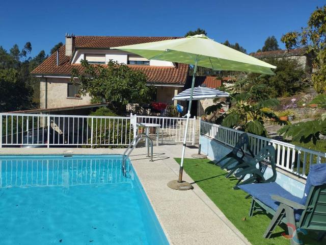 Chalet en venta en Ponte Caldelas