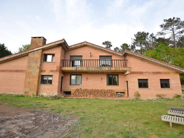 Chalet en venta en Ponteareas, O Condado