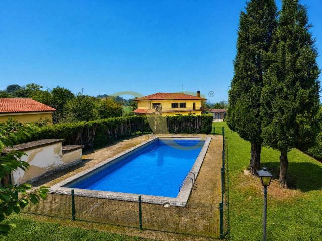 Chalet en venta en Gijón / Xixón