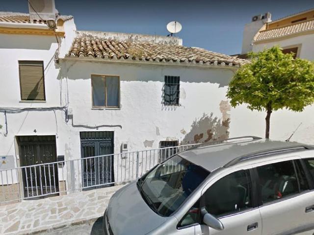 Villa en venta en Porcuna