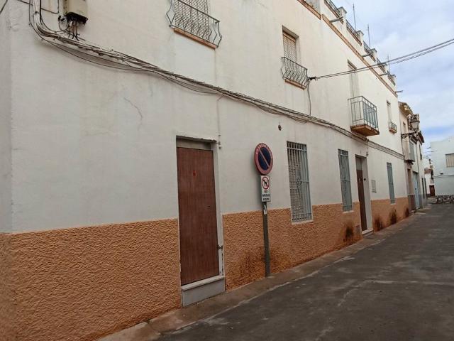 Villa en venta en Porcuna