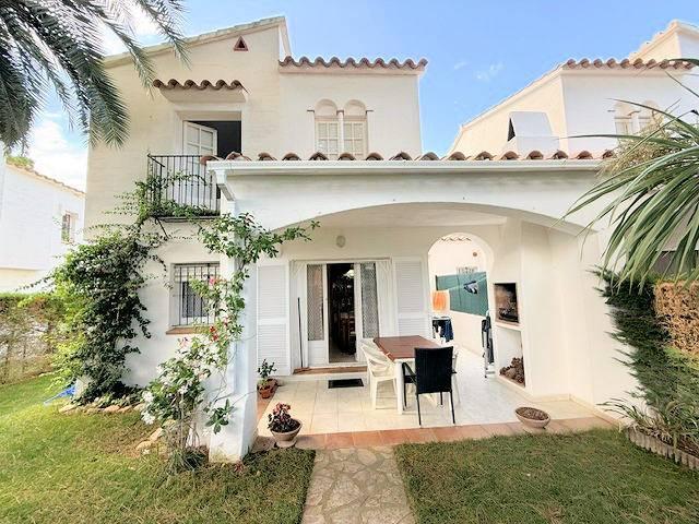 Chalet en venta en Camp dels Pilans, Alt Empordà