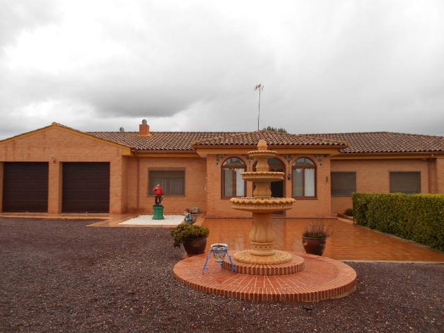 Chalet en venta en Pozuelo De Calatrava, Castilla-La Mancha