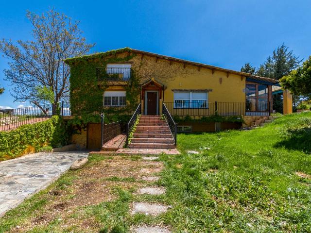 Chalet en venta en Algete, Madrid