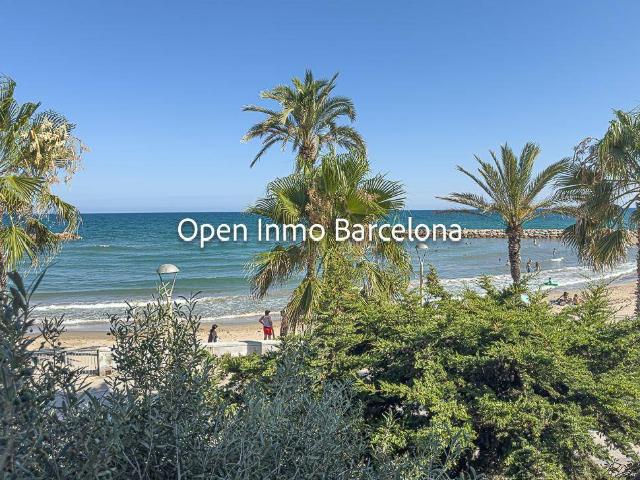 Villa en venta en Vilanova I La Geltrú, Centrevila