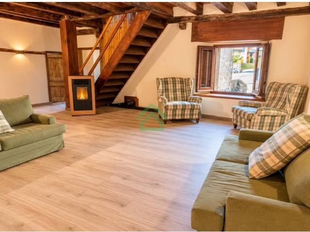 Chalet en venta en Capdevila, Prats i Sansor