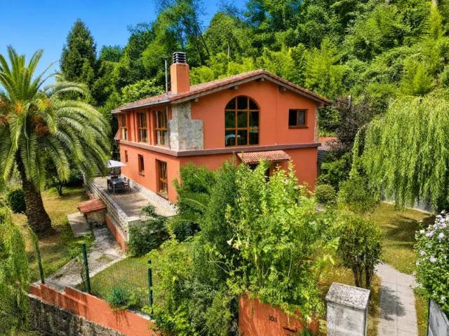 Chalet en venta en Praúa, Pravia