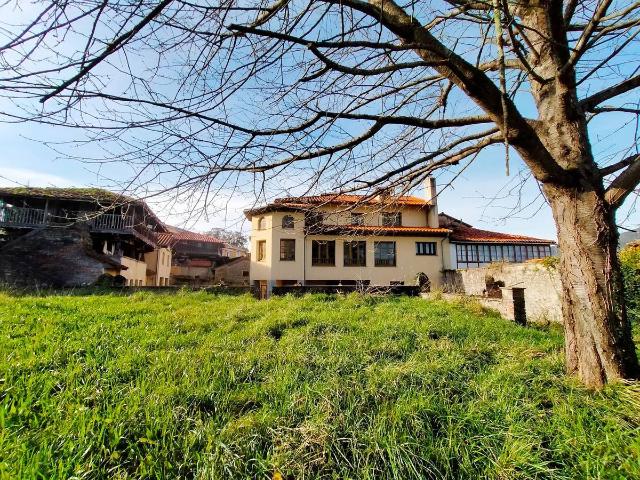 Chalet en venta en Praúa, Pravia