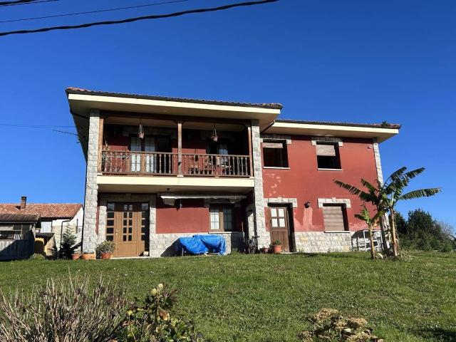 Chalet en venta en Llanes, Asturias